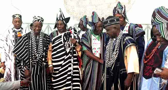 Atiku Campaigns In Benue, Woos Voters