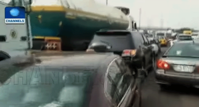 reducing traffic gridlock