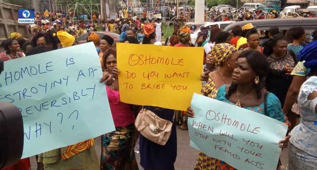 Imo Women Protest Okorocha’s Suspension, Demand Oshiomhole’s Resignation