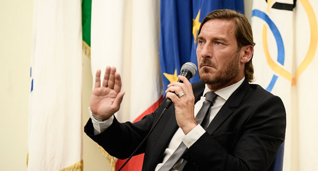 Totti Resigns As Roma Director