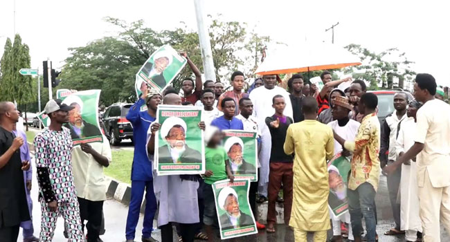 Shiites Continue Protest, Call For El-Zakzaky’s Release