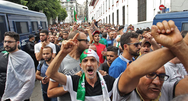 Thousands Protest In Algiers Despite Tight Security