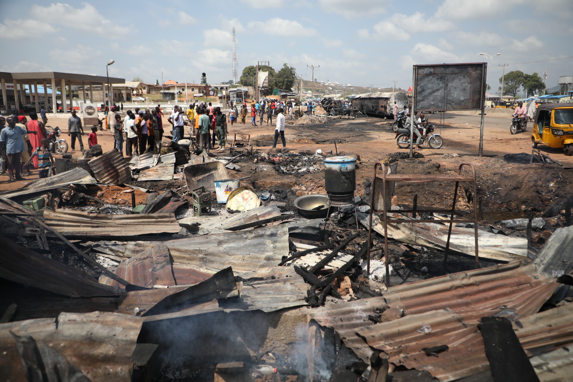 Three Killed As Petrol Tanker Explodes In Kogi Channels Television Three Killed As Petrol Tanker Explodes In Kogi Channels Television
