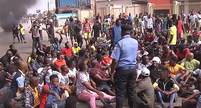 Edo APC Rally: Oshiomhole Arrives Benin Amidst Tight Security, Calls For Calm - Channels Television