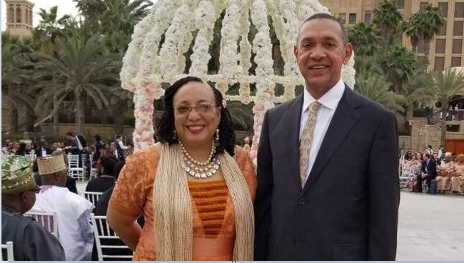 Ben Bruce with his wife, Evelyn (Image Courtesy : twitter.com/benmurraybruce)