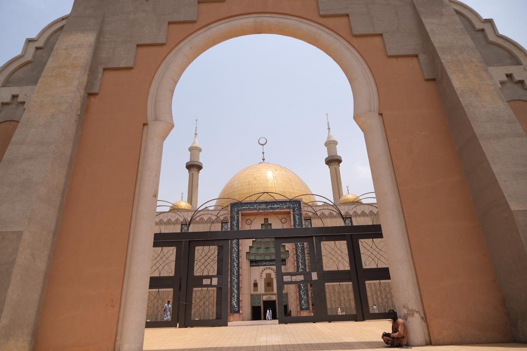Few Muslims are seen inside the National Mosque during Jumah prayer in Abuja on Friday, March 26, 2020. Channels Television / Sodiq Adelakun.