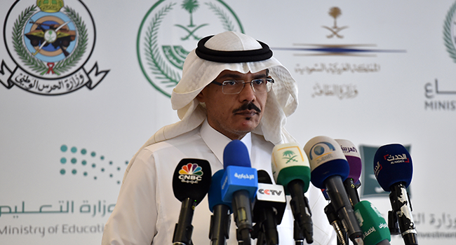 Mohammed Alabed Alali, Saudi Arabia's health minstry spokesman, addresses reporters during a press briefing about COVID-19 coronavirus disease, in the capital Riyadh on March 8, 2020. FAYEZ NURELDINE / AFP