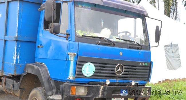 Some persons were apprehended inside a truck in Abia state amid a lockdown on April 24, 2020.