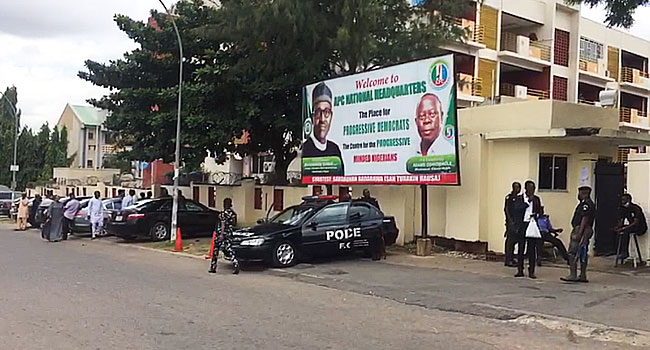 Police Seal Off APC Headquarters In Abuja