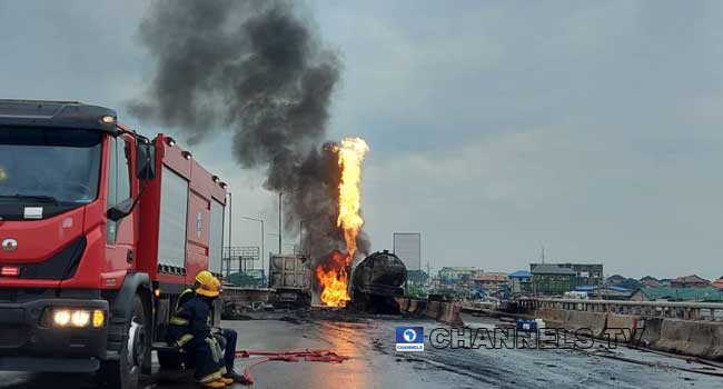 A file photo of a tanker-related incident on Kara bridge. This section of the Lagos-Ibadan expressway is infamous for tanker-related accidents.