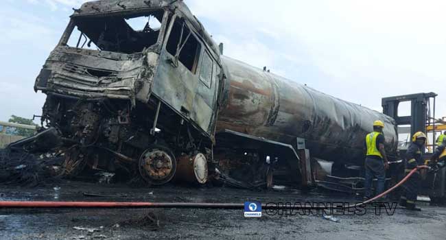 A file photo of a tanker-related incident on Kara bridge. This section of the Lagos-Ibadan expressway is infamous for tanker-related accidents.