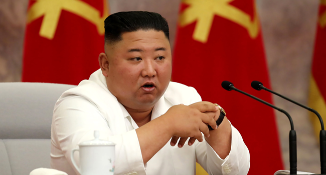 In this picture taken on July 2, 2020 and released from North Korea's official Korean Central News Agency (KCNA) on July 3, 2020 North Korean leader Kim Jong Un speaks during the Political Bureau of the Central Committee of the Workers' Party of Korea (WPK) meeting in Pyongyang. STR / AFP / KCNA VIA KNS