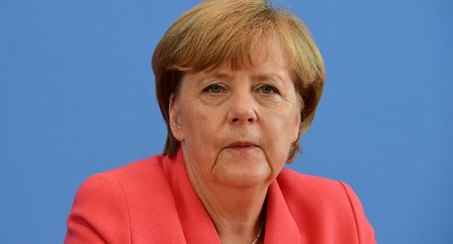 Merkel Calls Fresh Crisis Meeting Over COVID-19 Measures