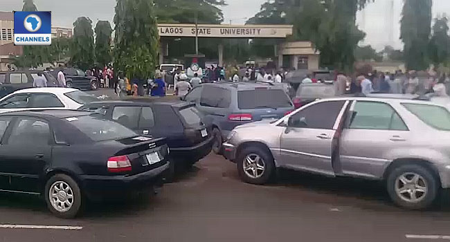 Vice Chancellor, Students Locked Out As ASUU, NASU Members Protest In Lagos University