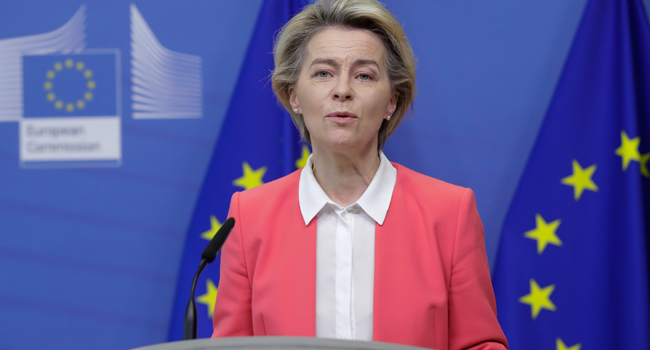 European Commission President Ursula von der Leyen gives a press statement following a phone call meeting with Britain's Prime Minister, at the European Commission in Brussels on December 13, 2020. Olivier HOSLET / POOL / AFP