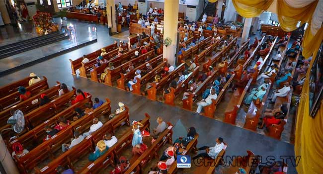 PHOTOS: Christians Attend Christmas Service In Abuja