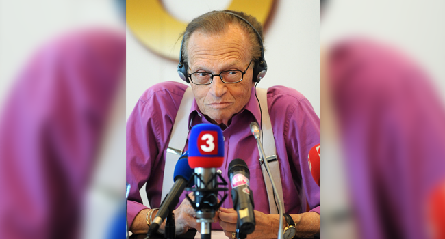  In this file photo taken on September 22, 2011, TV Personality Larry King of the US answers journalists' questions during a press conference in Bratislava, Slovakia. SAMUEL KUBANI / AFP