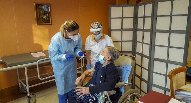 108-Year-Old Italian Woman Receives COVID-19 Vaccine