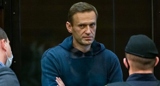 Jailed Navalny Losing Sensation In Hands Says Lawyer