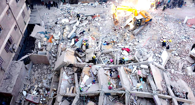 Five Dead, Over 20 Injured In Egypt Building Collapse ...