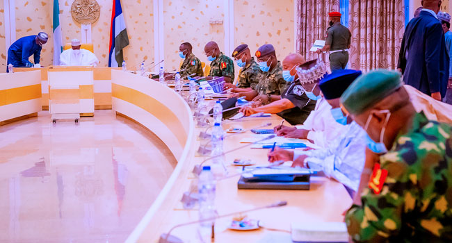 Find Tactics To Solve Security Challenge, Buhari Tells Service Chiefs