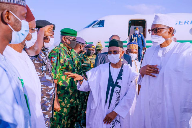 This image has an empty alt attribute; its file name is Buhari-In-Kaduna1.jpg
