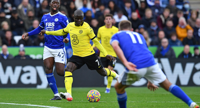 Chelsea's French midfielder N'Golo Kante scores his team's second goal during the English Premier League football match between Leicester City and Chelsea at the King Power Stadium in Leicester, central England on November 20, 2021. Ben STANSALL / AFP