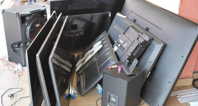 This photo shows electronics retrieved by the EFCC from alleged Internet criminals.