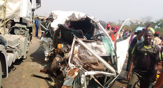Six passengers died following multiple accidents along the Lagos-Abeokuta expressway on January 3, 2022.