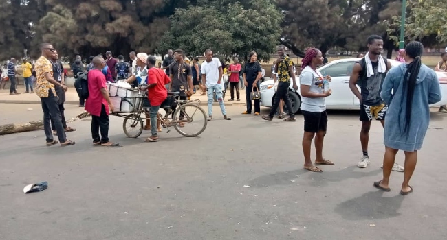 Strike: UNIBEN Students Barricade Road In Solidarity Protest For ASUU