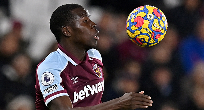 West Ham United's French defender Kurt Zouma controls the ball during the English Premier League football match between West Ham and Watford at the London Stadium, in London on February 8, 2022. Glyn KIRK / AFP