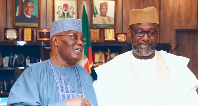 Former Vice President Atiku Abubakar met with Niger State Governor Abubakar Bello on February 1, 2022.