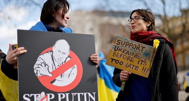 EU To Freeze Putin, Lavrov Assets Over Ukraine
