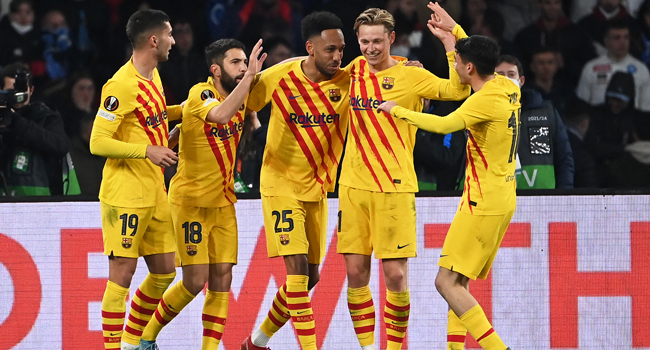  Barcelona Defeat Napoli, Reach Europa League Last 16