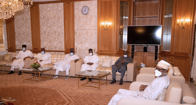 Buhari Hosts APC Chairmanship Aspirants