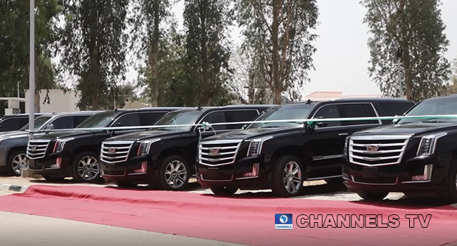 A cross-section of brand new cars gifted to traditional rulers in Zamfara State in April 2022.