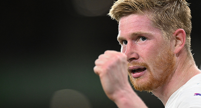 Manchester City's Belgian midfielder Kevin De Bruyne celebrates after scoring his team fourth goal during the English Premier League football match between Wolverhampton Wanderers and Manchester City at the Molineux stadium in Wolverhampton, central England on May 11, 2022. Paul ELLIS / AFP