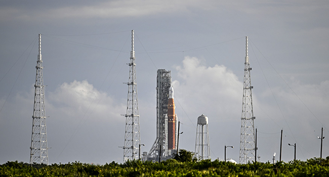 The Artemis I unmanned lunar rocket sits on the launch pad at the Kennedy Space Center in Cape Canaveral, Florida, on August 29, 2022. (Photo by CHANDAN KHANNA / AFP)