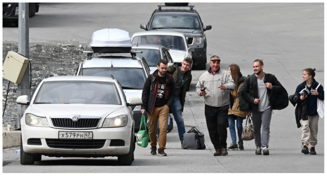 Russians Flee To Istanbul After Mobilisation Call