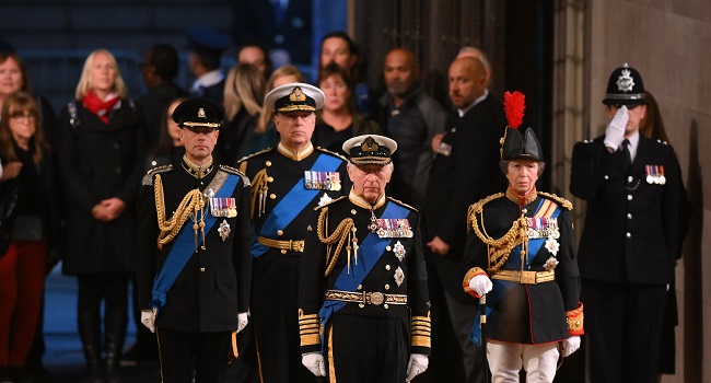 Queen Elizabeth’s Children Guard Coffin In Solemn Vigil
