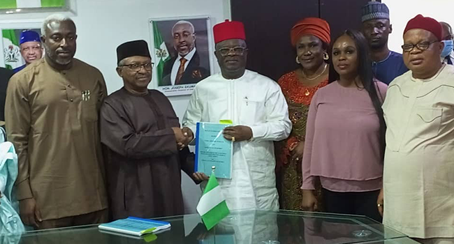 The Minister of Health, Osagie Ehanire and Ebonyi State Governor, Dave Umahi, signed an agreement on September 6, 2022, for the Federal Government to take over King David University of Medical Sciences.