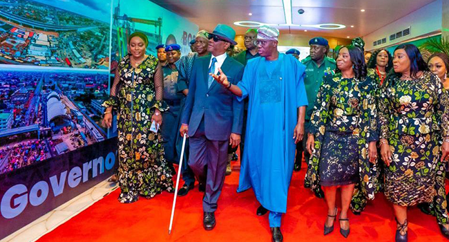 Wife of the Speaker, Lagos State House of Assembly, Mrs Falilat Obasa; Rivers State Governor, Mr Nyesom Wike; his Lagos State counterpart, Governor Babajide Sanwo-Olu; his wife/Chairman, Committee of Wives of Lagos State Officials (COWLSO), Dr (Mrs) Ibijoke Sanwo-Olu and wife of Lagos State Deputy Governor, Mrs Oluremi Hamzat during the opening of COWLSO’s 22nd National Women Conference themed: “Spring Forth – Standout”, at the Eko Hotels and Suites, Victoria Island, on Tuesday, 18 October 2022. 