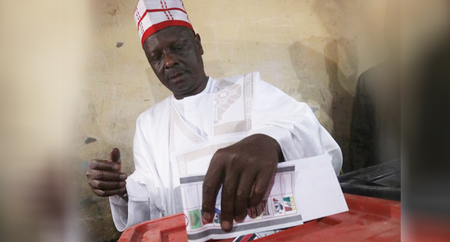 2023 Elections: Kwankwaso Votes In Kano, Laments Late Voting