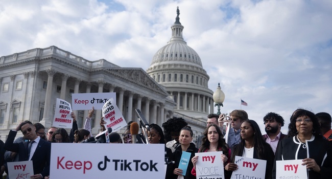 TikTok Leader Meets US Congress As Members Consider Ban
