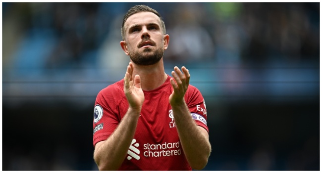 Liverpool's English midfielder Jordan Henderson applauds fans on the pitch after the English Premier League football match between Manchester City and Liverpool at the Etihad Stadium in Manchester, north west England, on April 1, 2023. (Photo by Paul ELLIS / AFP)