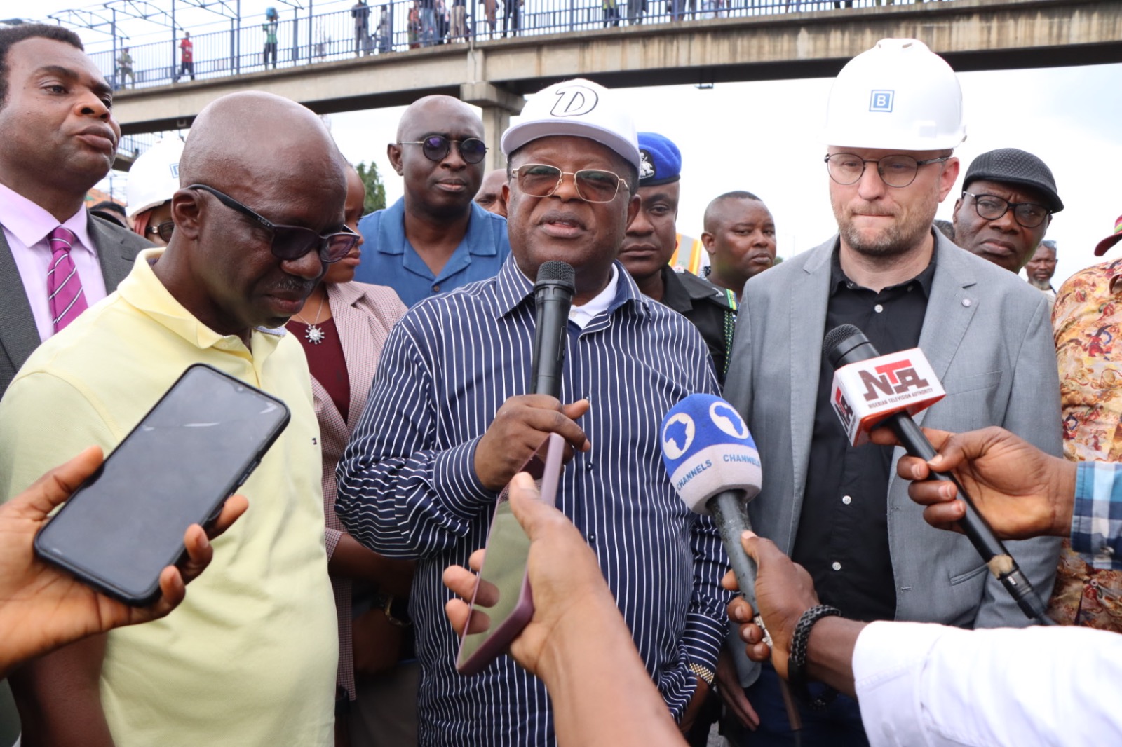 No Concrete Layout For Roads, No Jobs, Umahi Tells Contractors