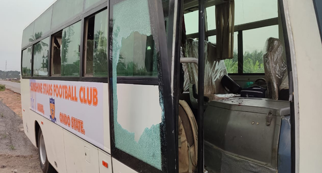 Hoodlums Attack Sunshine Stars, Shoots Ball Boy, Injure Staff And Players