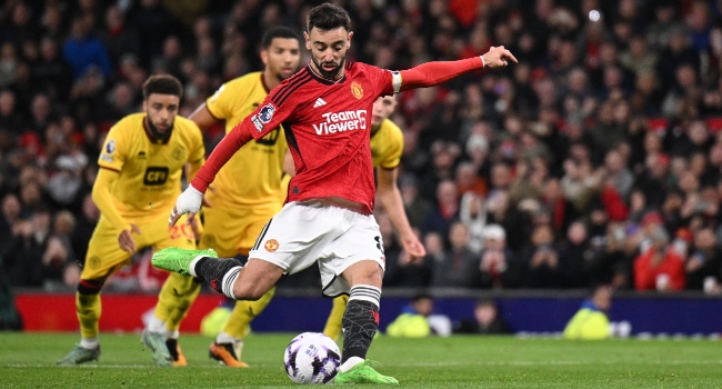 Fernandes Spares Ten Hag’s Blushes As Man Utd Survive Blades Scare