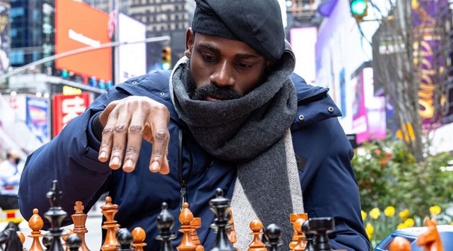 ‘We Have Done It’: Chess Master Tunde Onakoya Breaks World Record, Targets 60 Hours