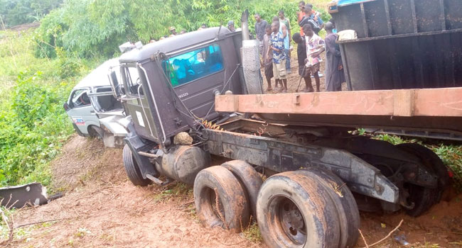 Three Dead, Four Injured As Trailer Crashes Into Bus In Abia
